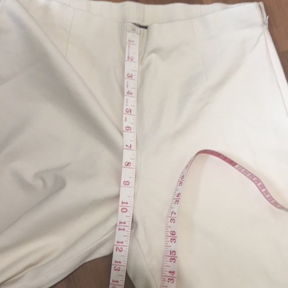 Nic+Zoe ivory stretchy cropped pants 10 - Picture 9 of 10